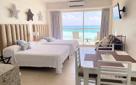 Salvia - Beachfront Studio